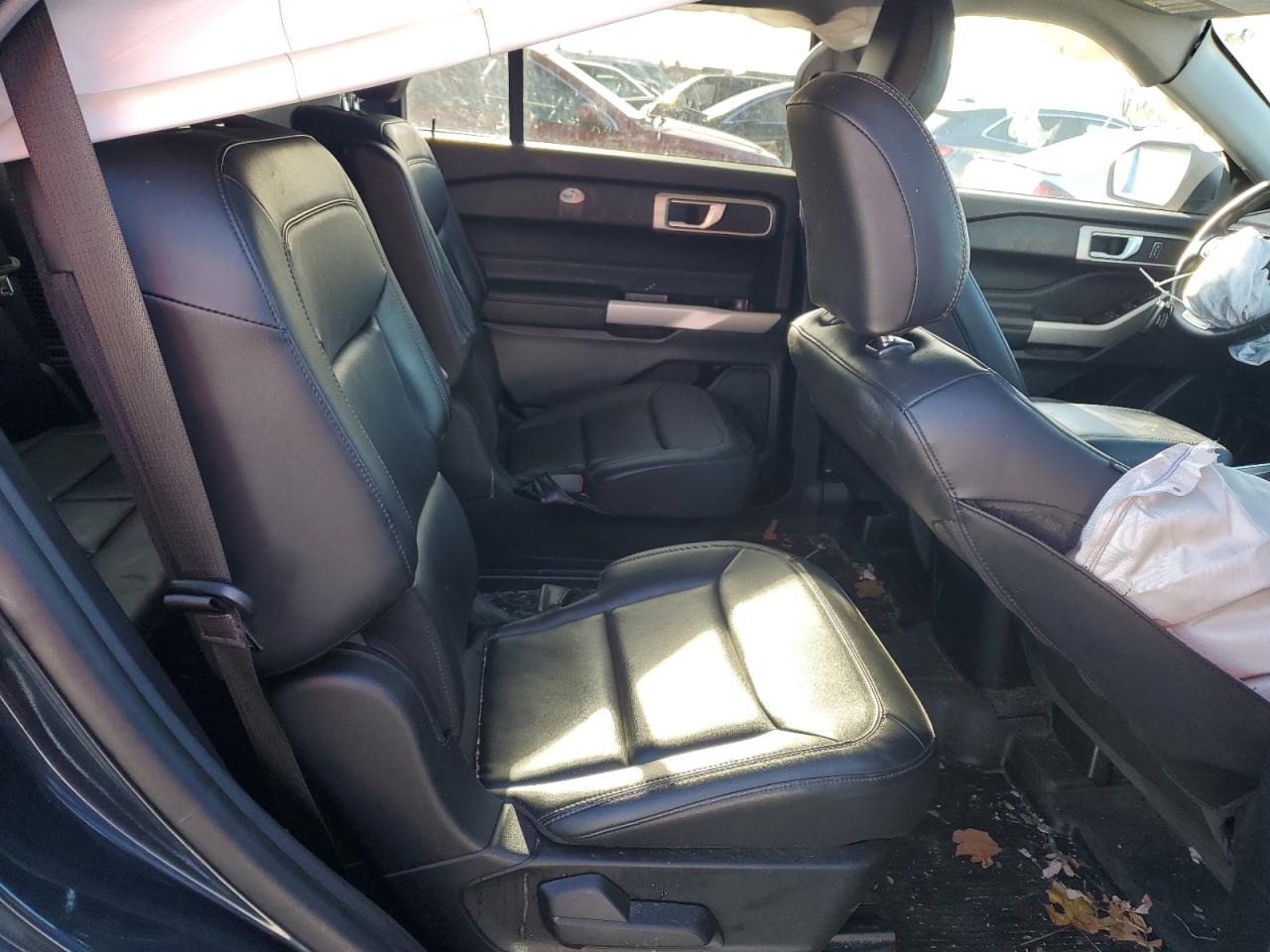 2022 Ford Explorer VIN 1FMSK8DH5NGA86045 Copart auction photo, front end damage thumbnail 11