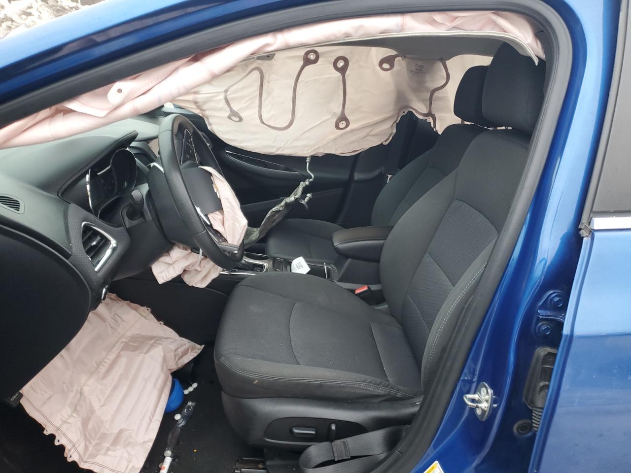 2018 Chevrolet Cruze VIN 1G1BE5SM3J7148815 Copart auction photo, front end / side damage thumbnail 7