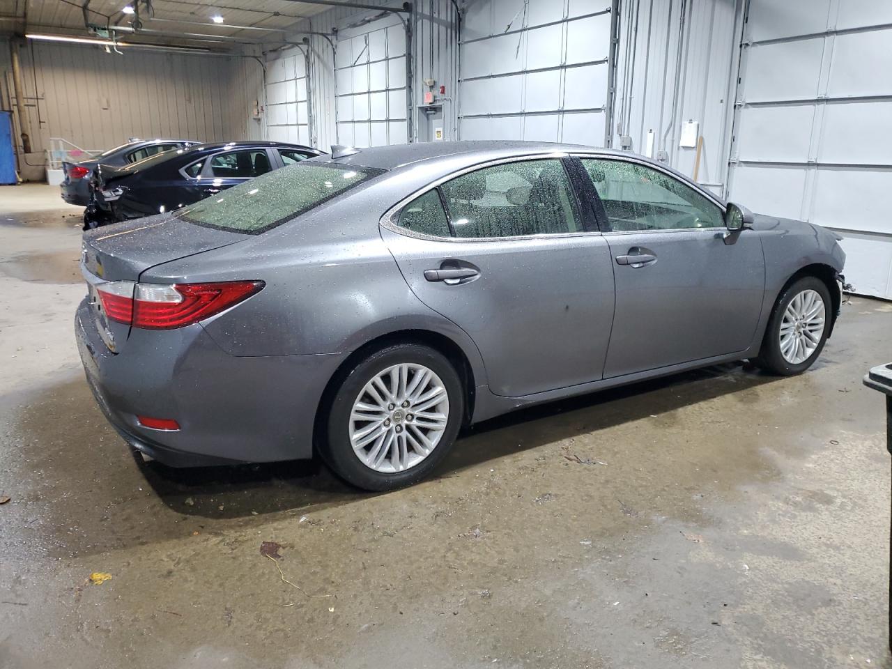 2015 Lexus ES VIN JTHBK1GG7F2186854 Copart auction photo, front end / minor dent/scratches damage thumbnail 3