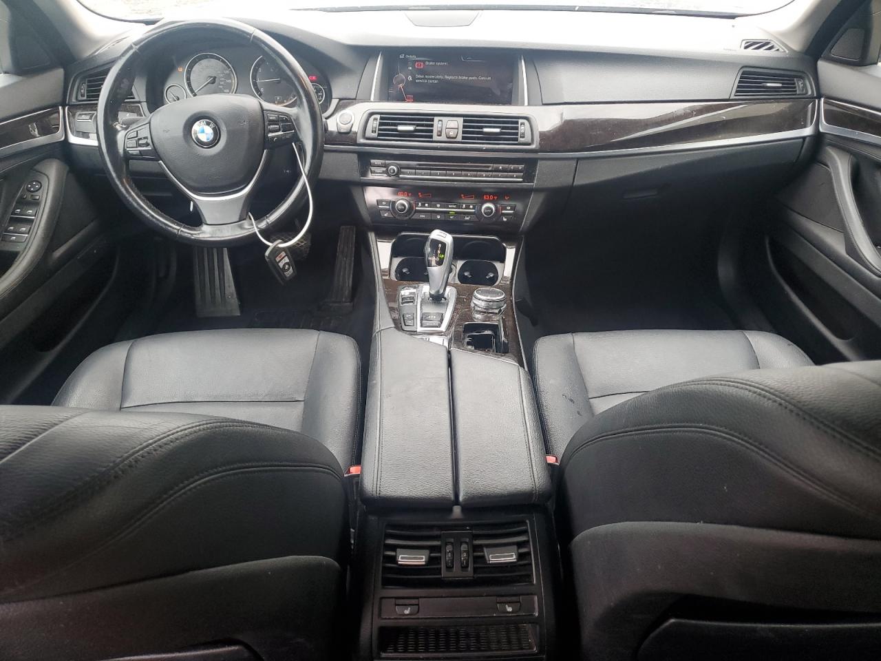 2015 BMW 5er VIN WBA5A7C57FG142877 Copart auction photo, front end / rear end damage thumbnail 8