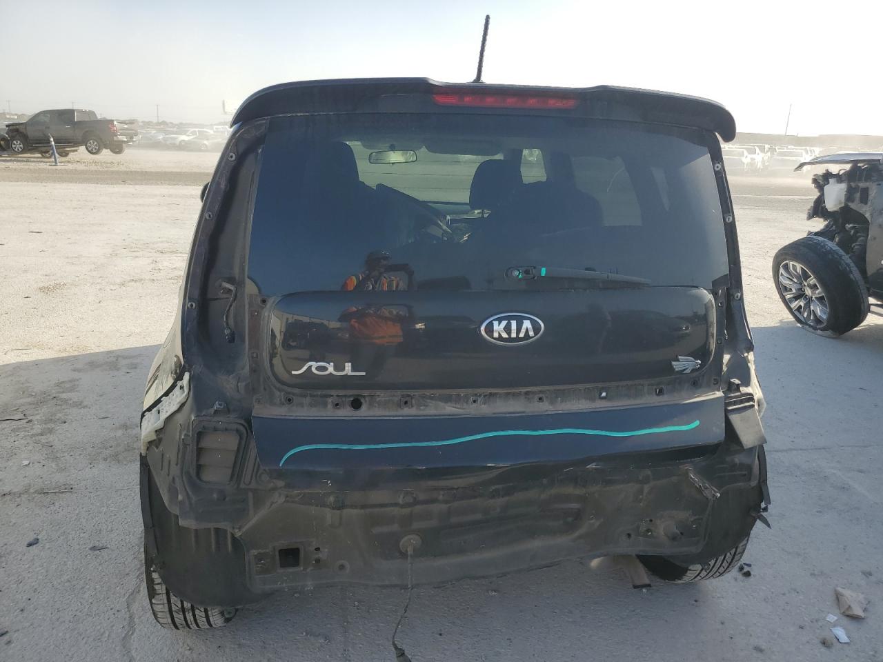 2019 KIA Soul VIN KNDJN2A23K7695232 Copart auction photo, rear end damage thumbnail 6