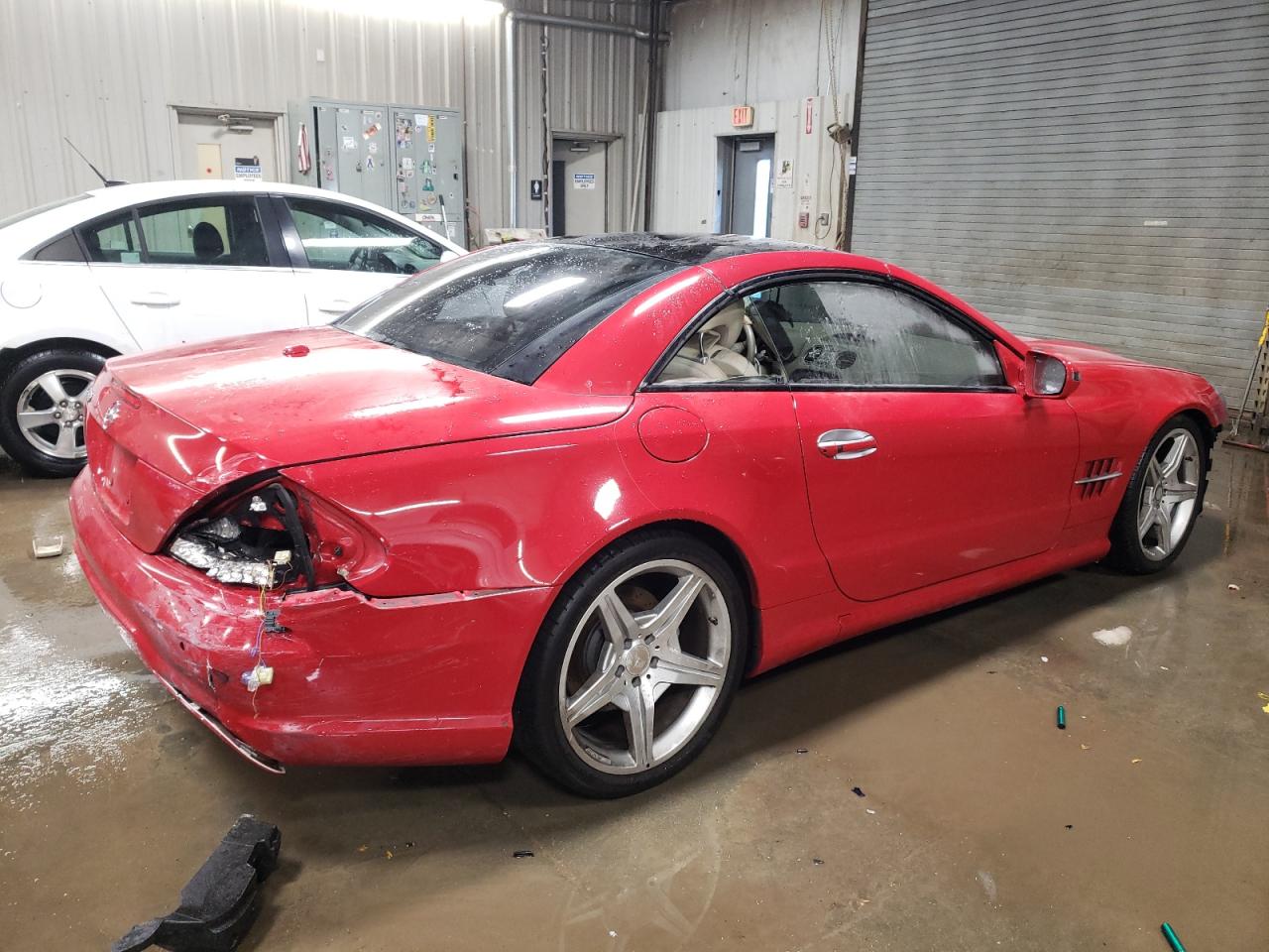 2012 Mercedes-Benz SL-klasse VIN WDBSK7BA6CF168453 Copart auction photo, front end damage thumbnail 3