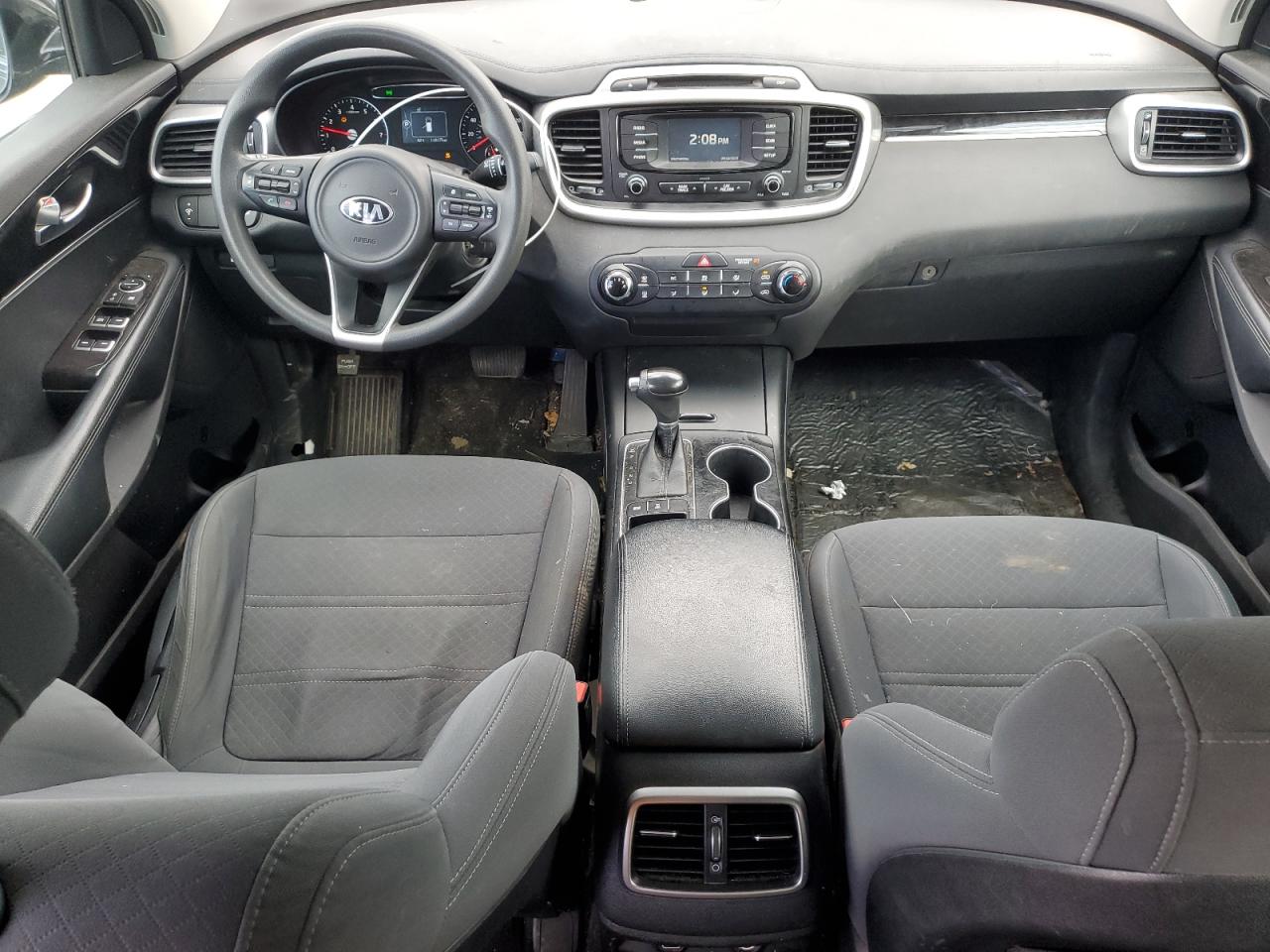 2017 KIA Sorento VIN 5XYPGDA5XHG224393 Copart auction photo, front end damage thumbnail 8