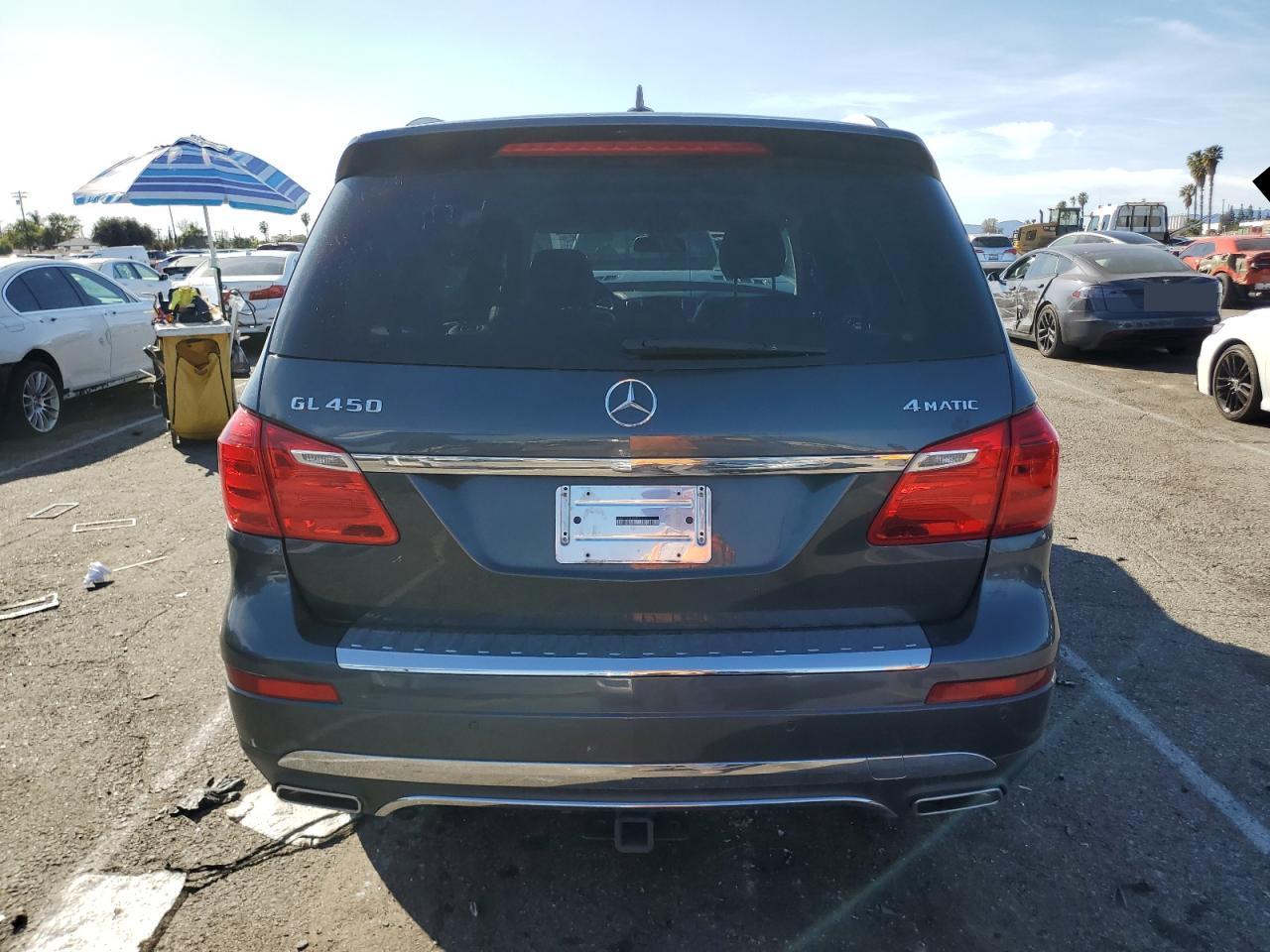 2014 Mercedes-Benz GL-klasse VIN 4JGDF7CE9EA320138 Copart auction photo, front end / minor dent/scratches damage thumbnail 6