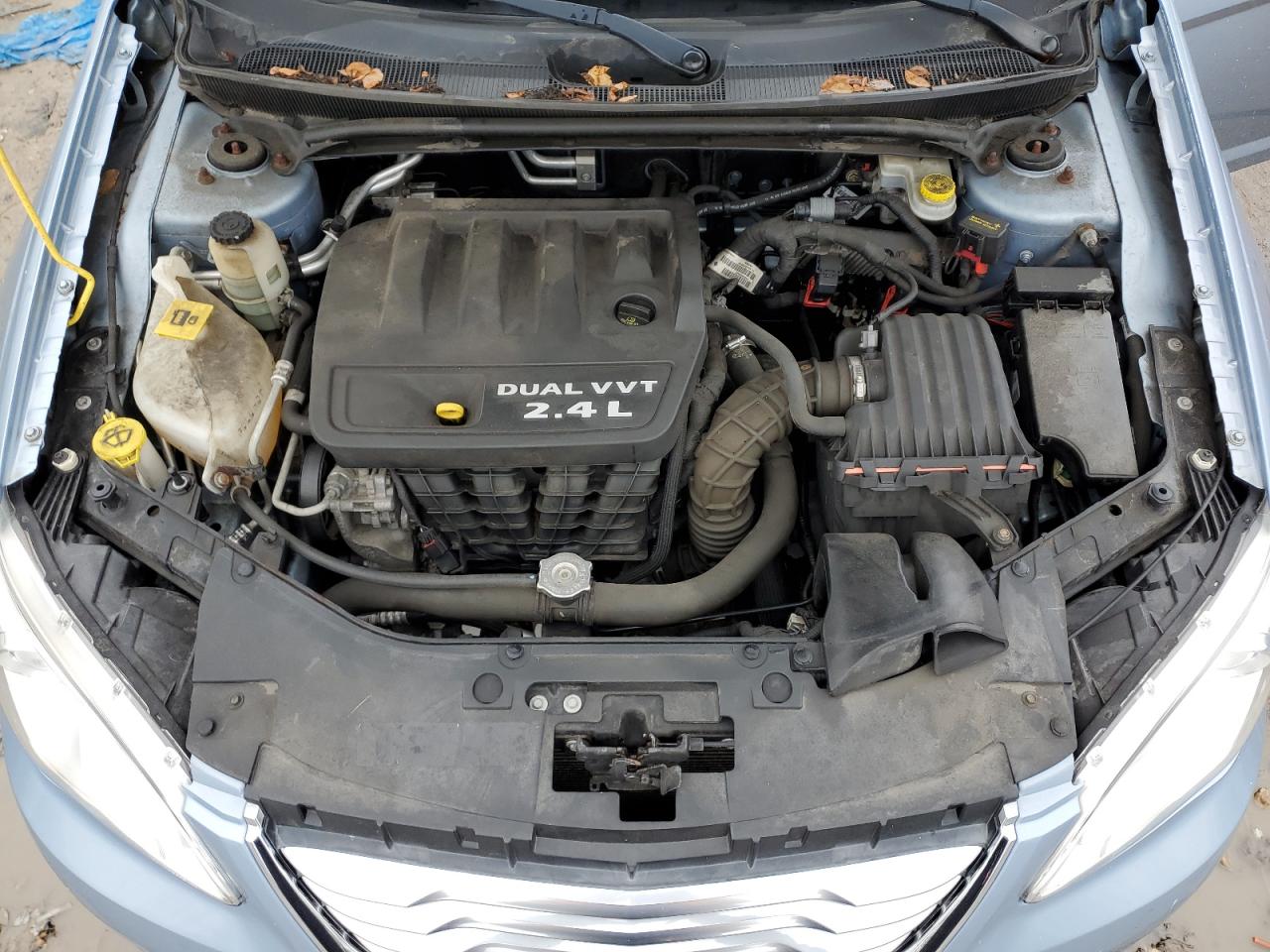 2013 Chrysler 200 VIN 1C3CCBBB6DN545373 Copart auction photo, rear end / side damage thumbnail 11