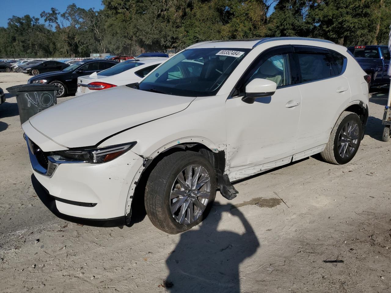 2020 Mazda CX-5 VIN JM3KFADM6L1826125