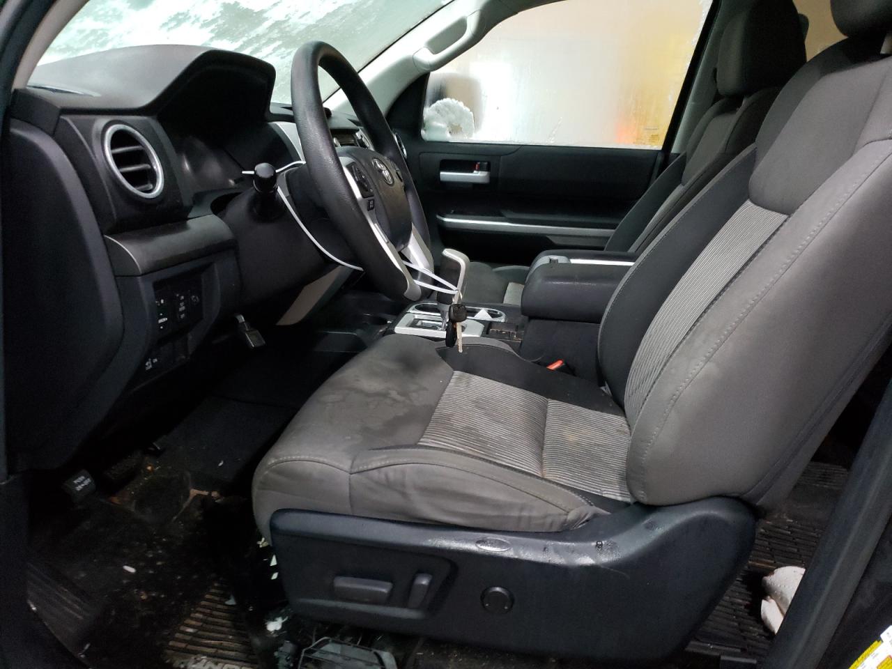 2017 Toyota Tundra VIN 5TFUW5F12HX620400 Copart auction photo, side / rear end damage thumbnail 7