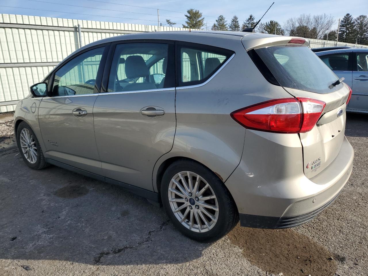 2016 Ford C-MAX VIN 1FADP5CU8GL116425 Copart auction photo, rear end / front end damage thumbnail 2