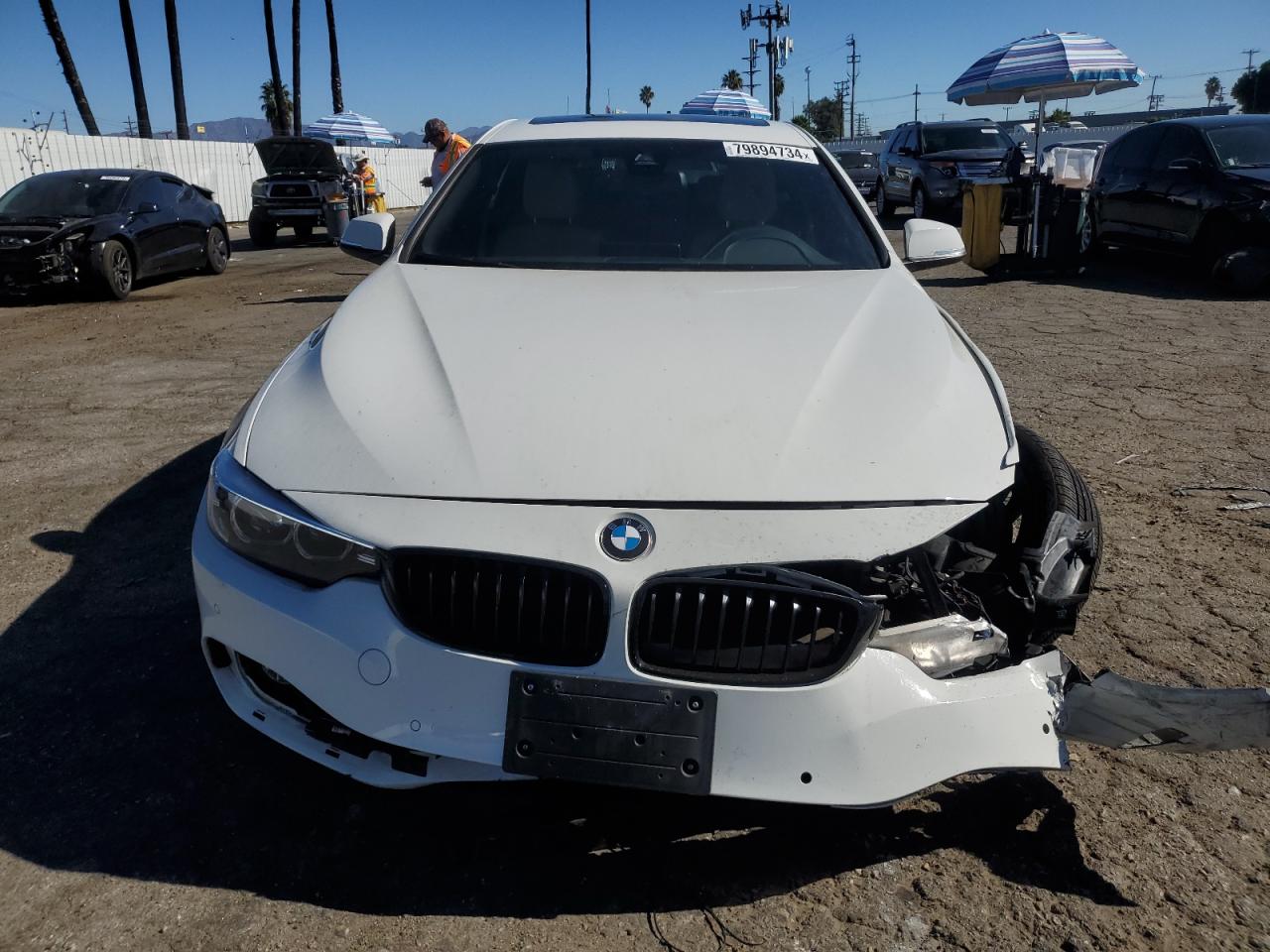 2020 BMW 4er VIN WBA4J1C08LBU67690 Copart auction photo, front end / minor dent/scratches damage thumbnail 5