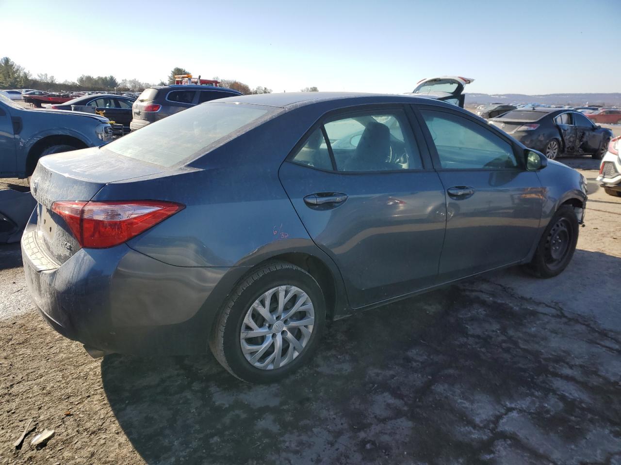 2017 Toyota Corolla VIN 2T1BURHE4HC944130 Copart auction photo, front end / side damage thumbnail 3