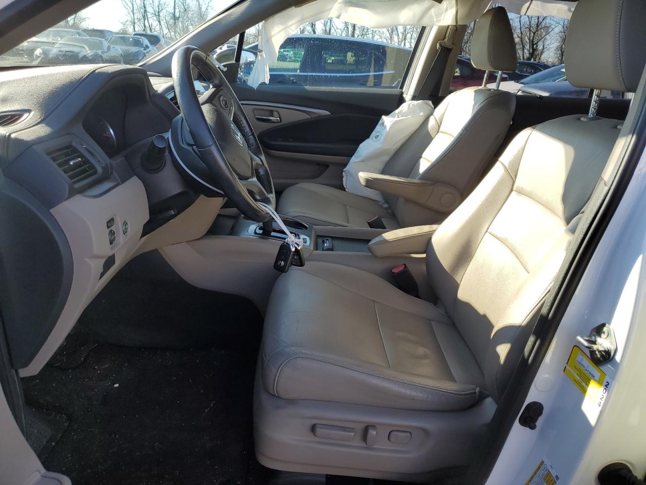 2019 Honda Pilot VIN 5FNYF6H50KB048834 Copart auction photo, side / undercarriage damage thumbnail 7