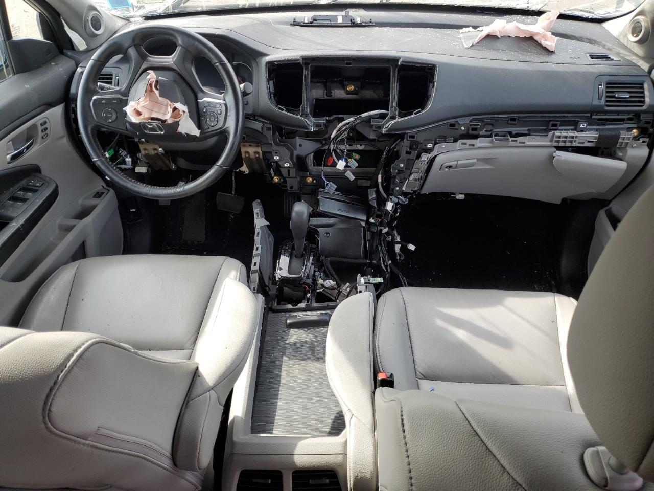 2019 Honda Pilot VIN 5FNYF6H58KB075134 Copart auction photo, front end / rear end damage thumbnail 8