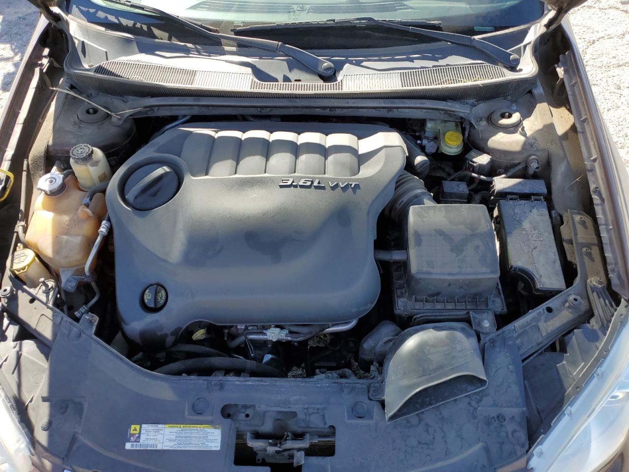 2013 Chrysler 200 VIN 1C3CCBCG6DN578285 Copart auction photo, front end / side damage thumbnail 11
