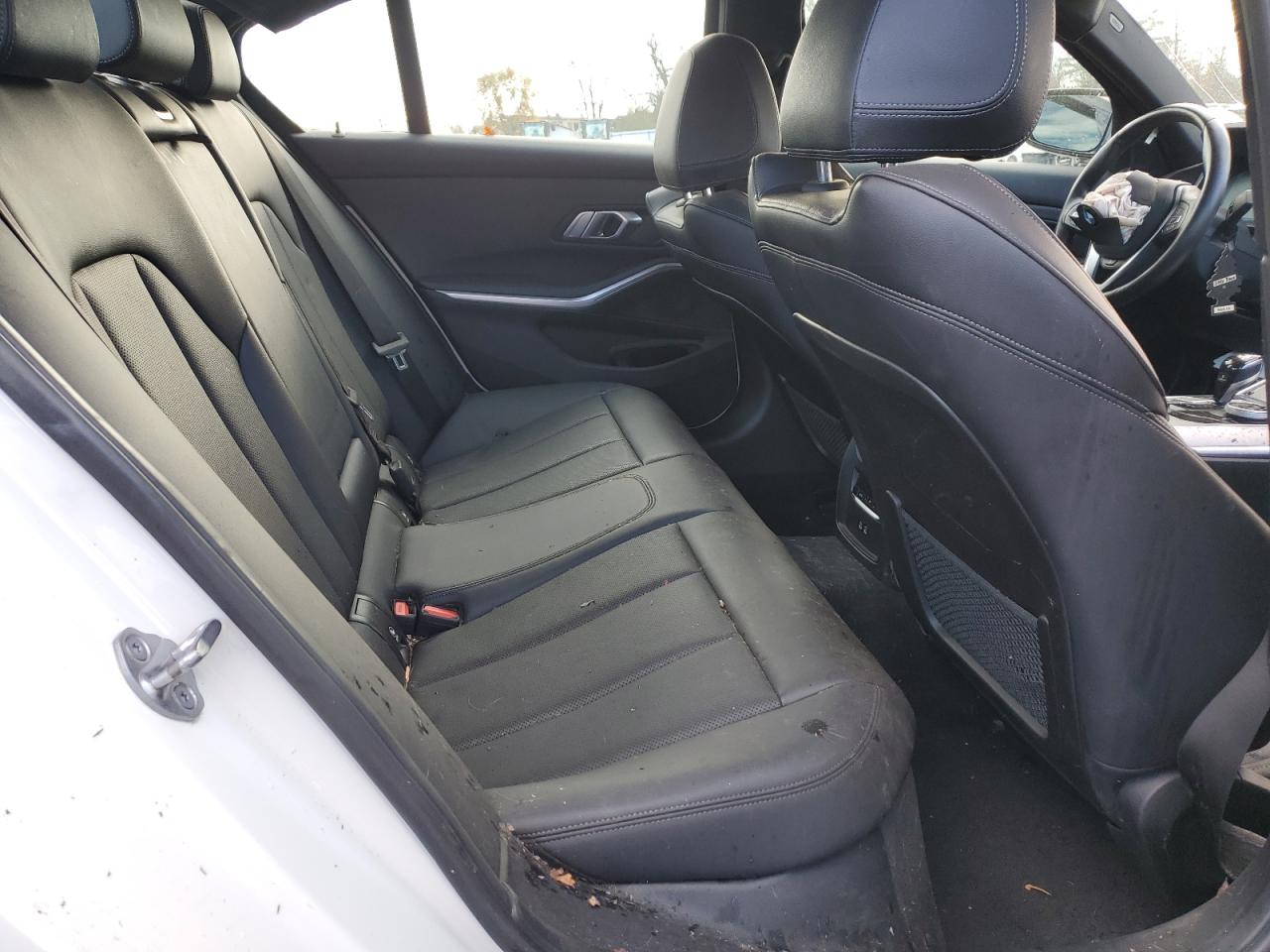 2022 BMW 3er VIN 3MW5R7J04N8C39872 Copart auction photo, front end / minor dent/scratches damage thumbnail 10