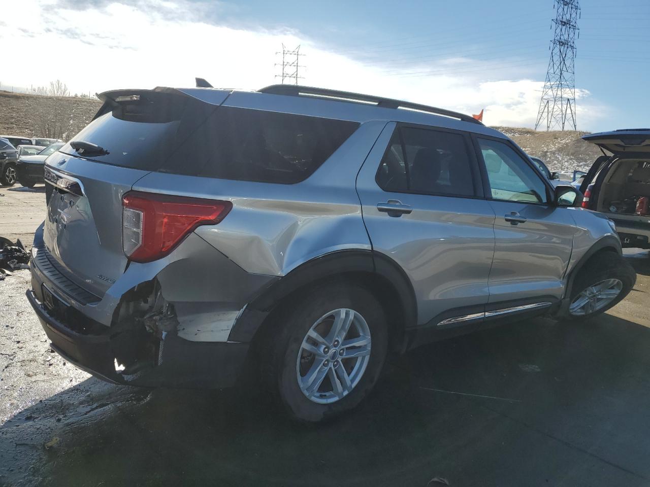 2021 Ford Explorer VIN 1FMSK8DH3MGB99698 Copart auction photo, front end / rear end damage thumbnail 3