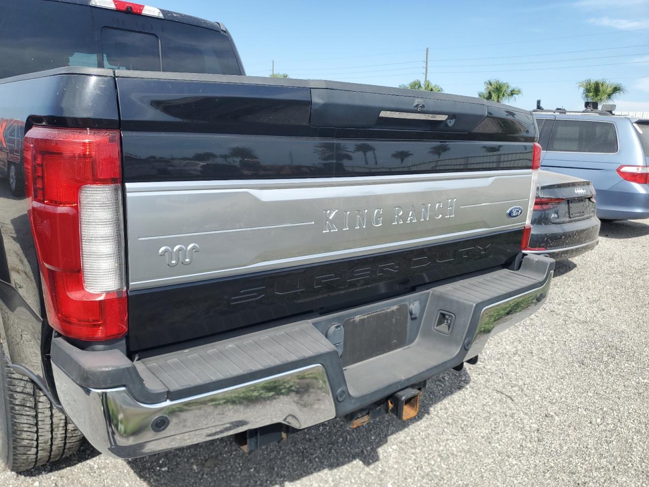 2019 Ford F250 VIN 1FT7W2B66KEC19559 Copart auction photo, water/flood damage thumbnail 6