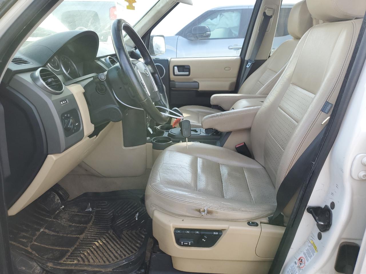 2007 Land Rover LR3 VIN SALAG25477A421671 Copart auction photo, front end / hail damage thumbnail 6