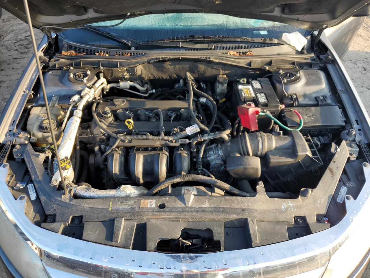 2012 Ford Fusion VIN 3FAHP0HA5CR372794 Copart auction photo, water/flood damage thumbnail 11
