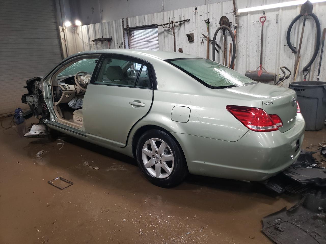 2005 Toyota Avalon VIN 4T1BK36B15U013574 Copart auction photo, all over damage thumbnail 2