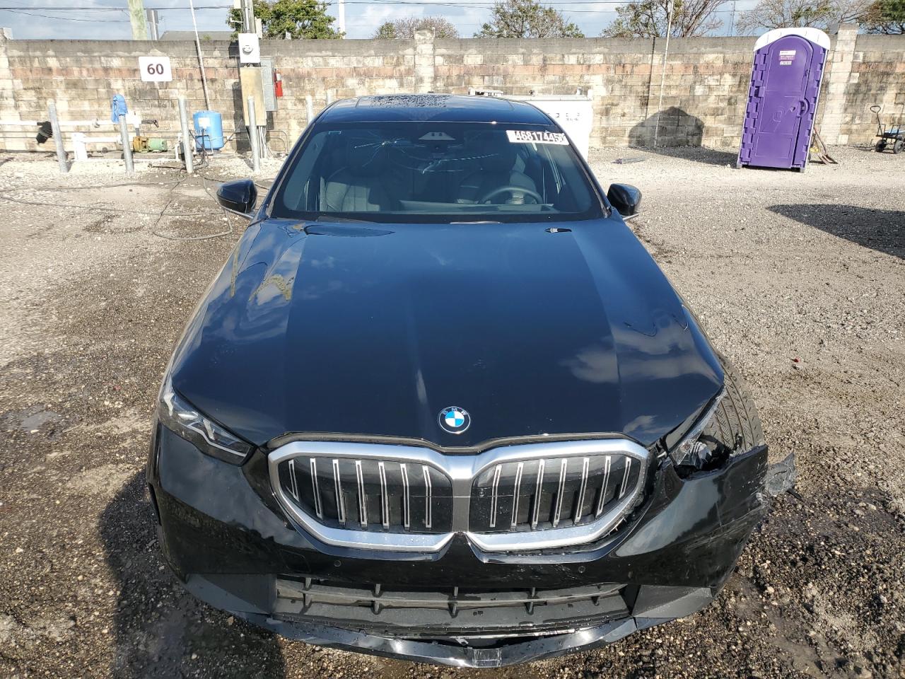 2024 BMW 5er VIN WBA43FJ03RCP86217 Copart auction photo, front end damage thumbnail 5