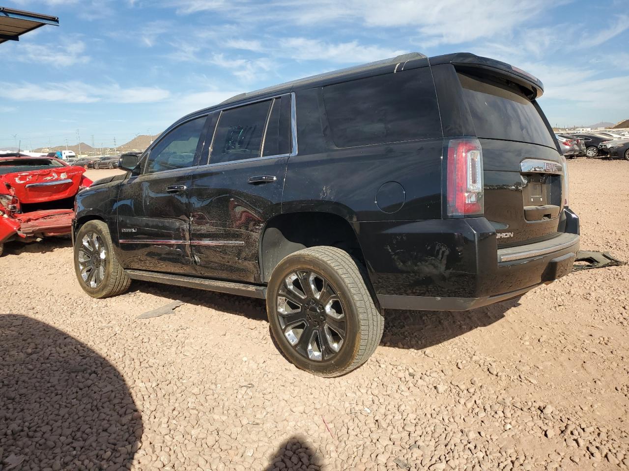 2019 GMC Yukon VIN 1GKS2CKJ7KR212228 Copart auction photo, front end / side damage thumbnail 2