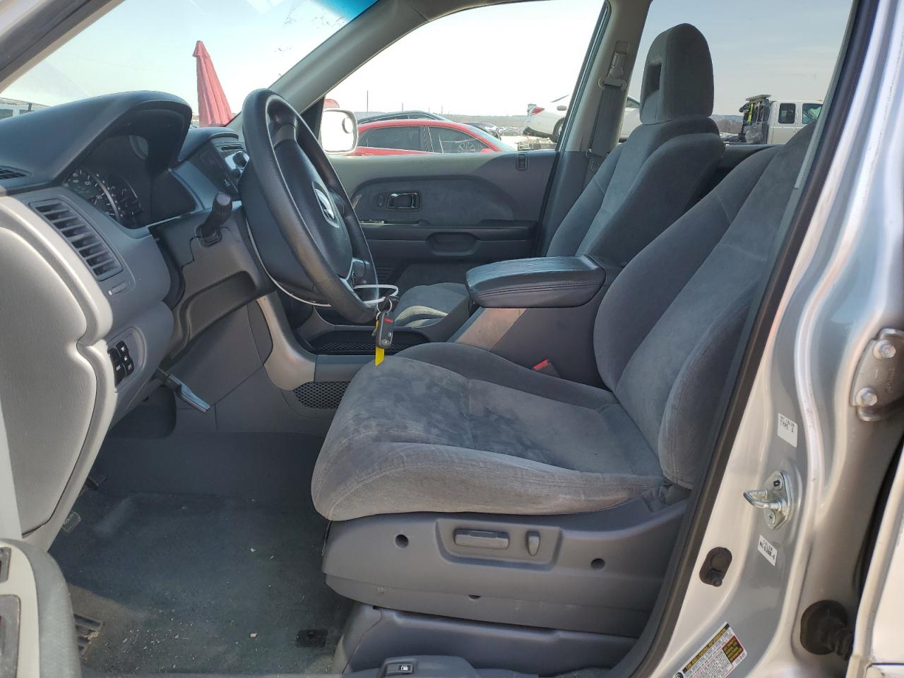 2004 Honda Pilot VIN 2HKYF18424H512205 Copart auction photo, all over / undercarriage damage thumbnail 7