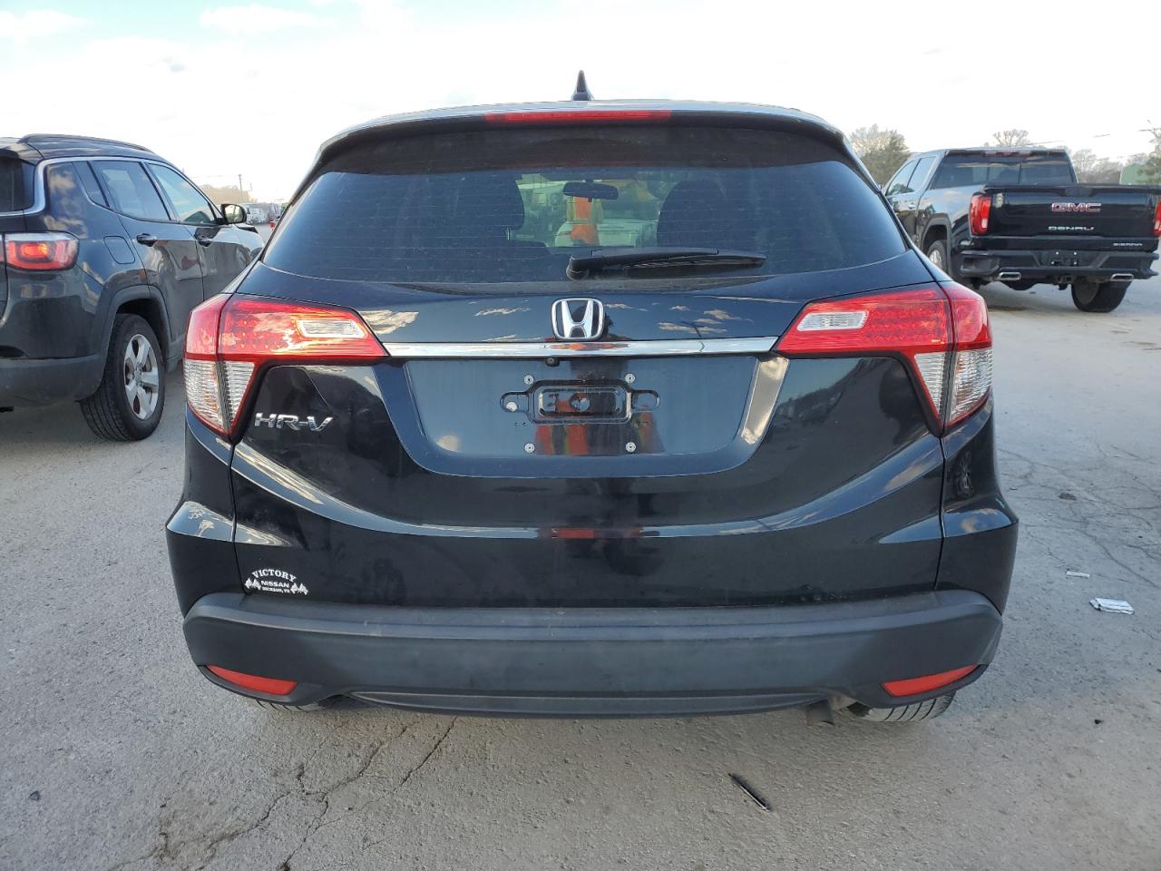 2022 Honda HR-V VIN 3CZRU5H35NM708878 Copart auction photo, front end / minor dent/scratches damage thumbnail 6