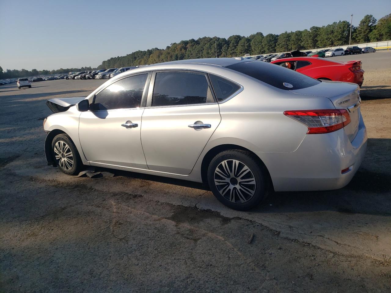 2015 Nissan Sentra VIN 3N1AB7AP7FY267981 Copart auction photo, front end damage thumbnail 2
