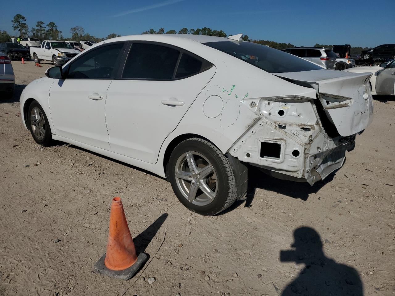 2019 Hyundai Elantra VIN 5NPD84LF1KH426156 Copart auction photo, rear end damage thumbnail 2