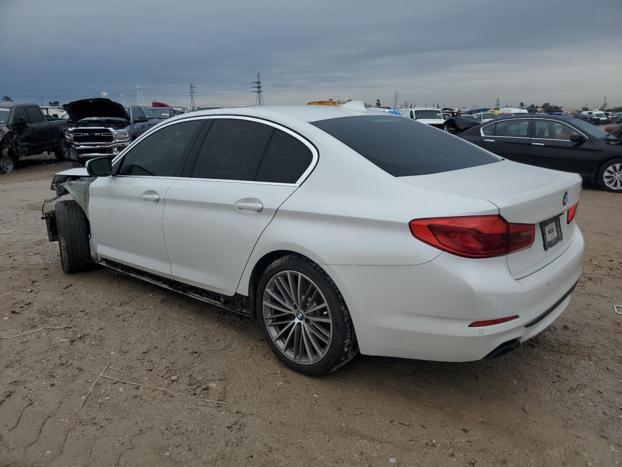 2020 BMW 5er VIN WBAJS1C06LCD15114 Copart auction photo, front end damage thumbnail 2
