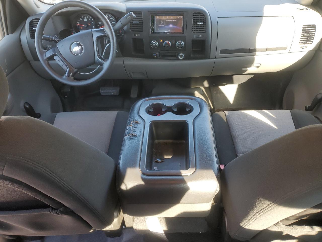 2009 Chevrolet Silverado VIN 1GCEC19X29Z156777 Copart auction photo, all over damage thumbnail 8