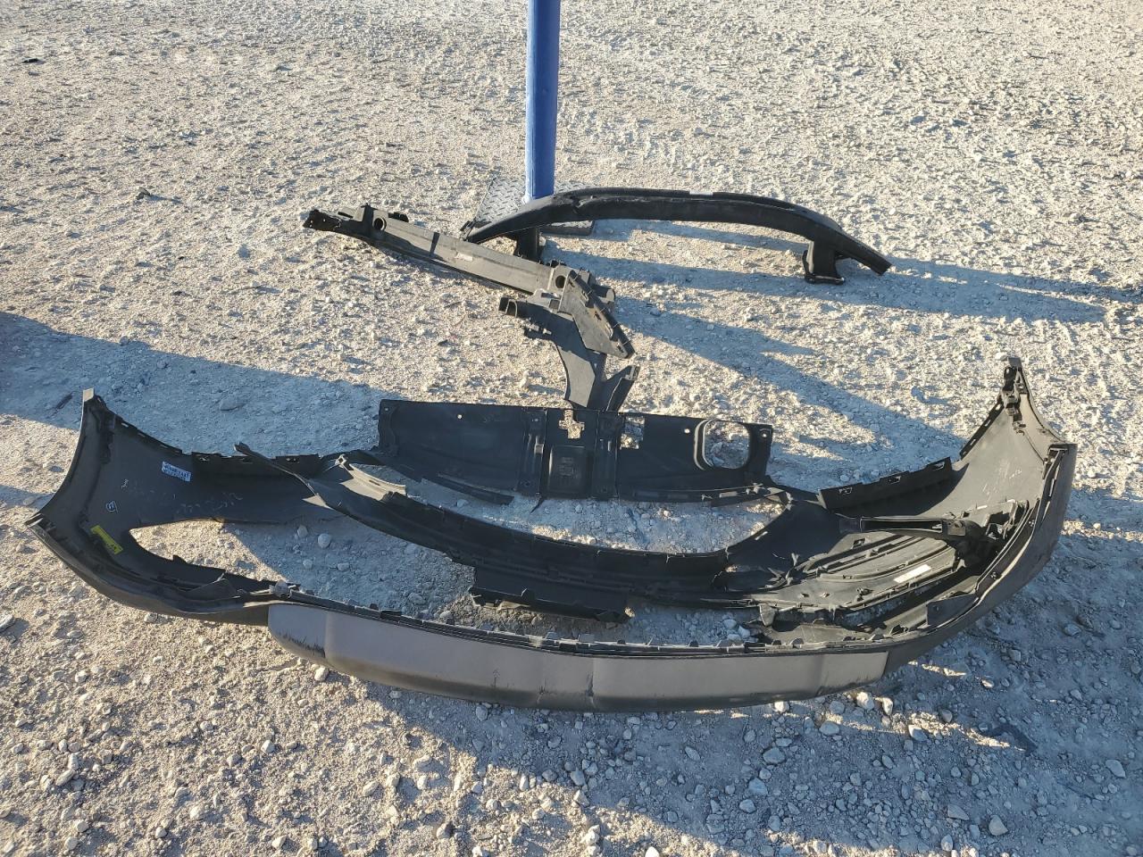 2017 Hyundai Santa Fe VIN 5XYZT3LB7HG450506 Copart auction photo, front end / minor dent/scratches damage thumbnail 13