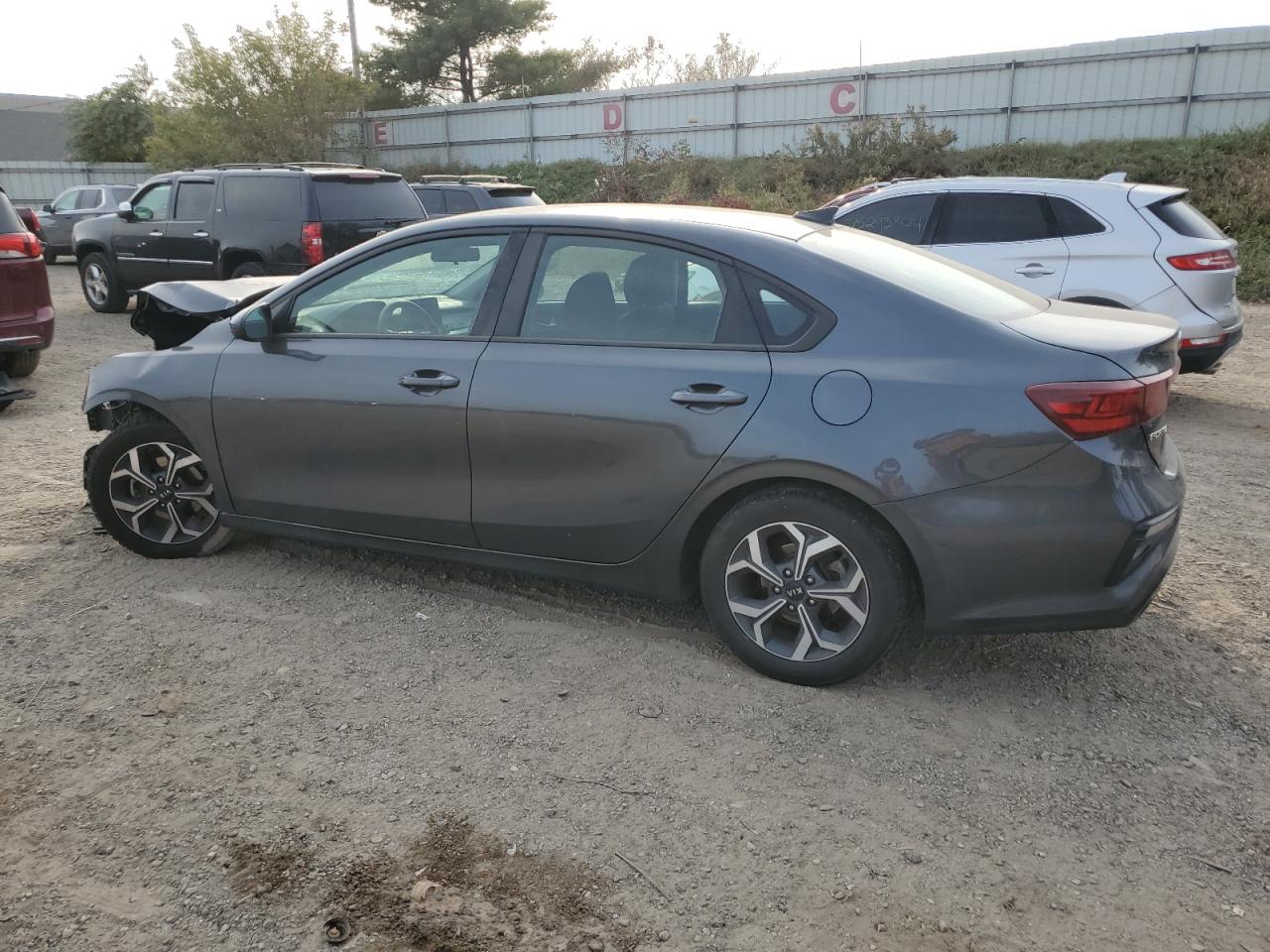 2019 KIA Forte VIN 3KPF24AD2KE137044 Copart auction photo, front end / side damage thumbnail 2