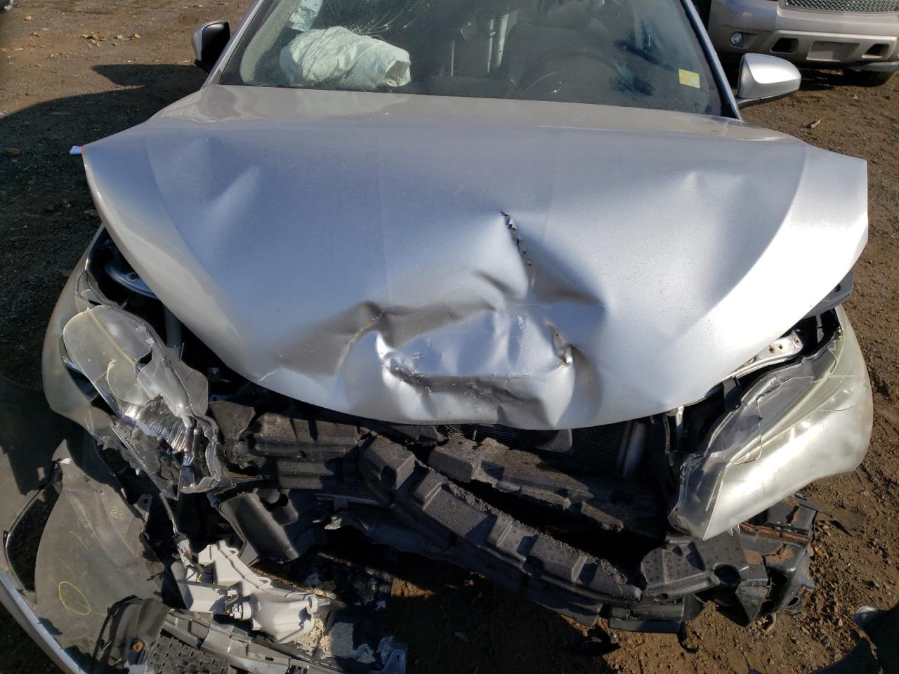 2016 Toyota Camry VIN 4T1BF1FKXGU606491 Copart auction photo, front end / minor dent/scratches damage thumbnail 11