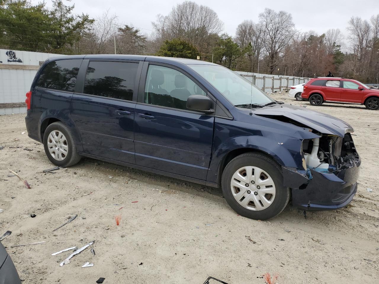 2014 Dodge Caravan VIN 2C4RDGBGXER323838 Copart auction photo, front end damage thumbnail 4