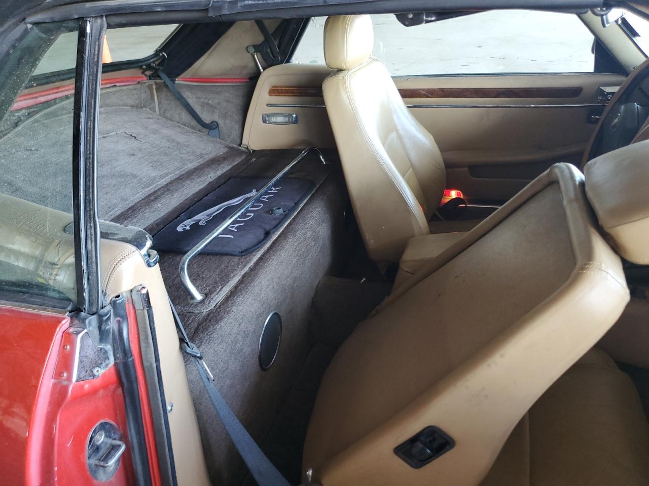 1989 Jaguar XJS VIN SAJNV4848KC157851 Copart auction photo, front end / rear end damage thumbnail 10