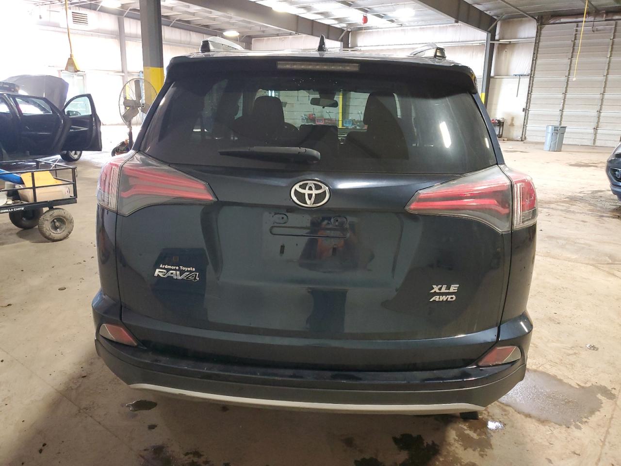 2018 Toyota RAV 4 VIN JTMRFREV3JJ747067 Copart auction photo, front end / side damage thumbnail 6