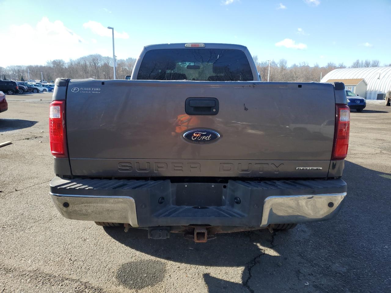 2012 Ford F350 VIN 1FT8X3B61CED03085 Copart auction photo, minor dent/scratches / vandalism damage thumbnail 6