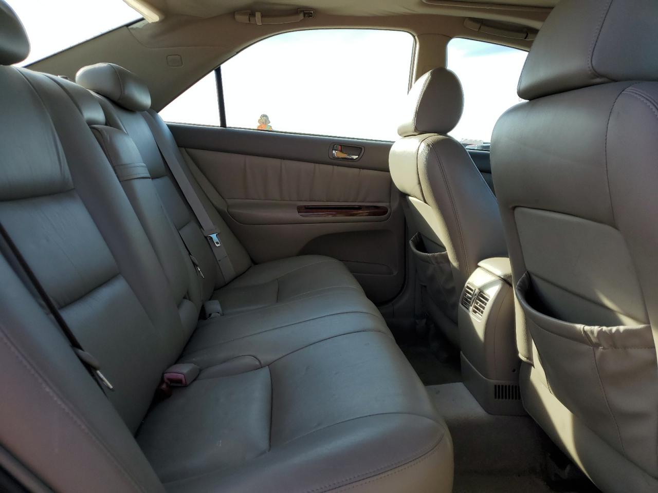 2004 Toyota Camry VIN 4T1BF30K74U074696 Copart auction photo, front end / minor dent/scratches damage thumbnail 10