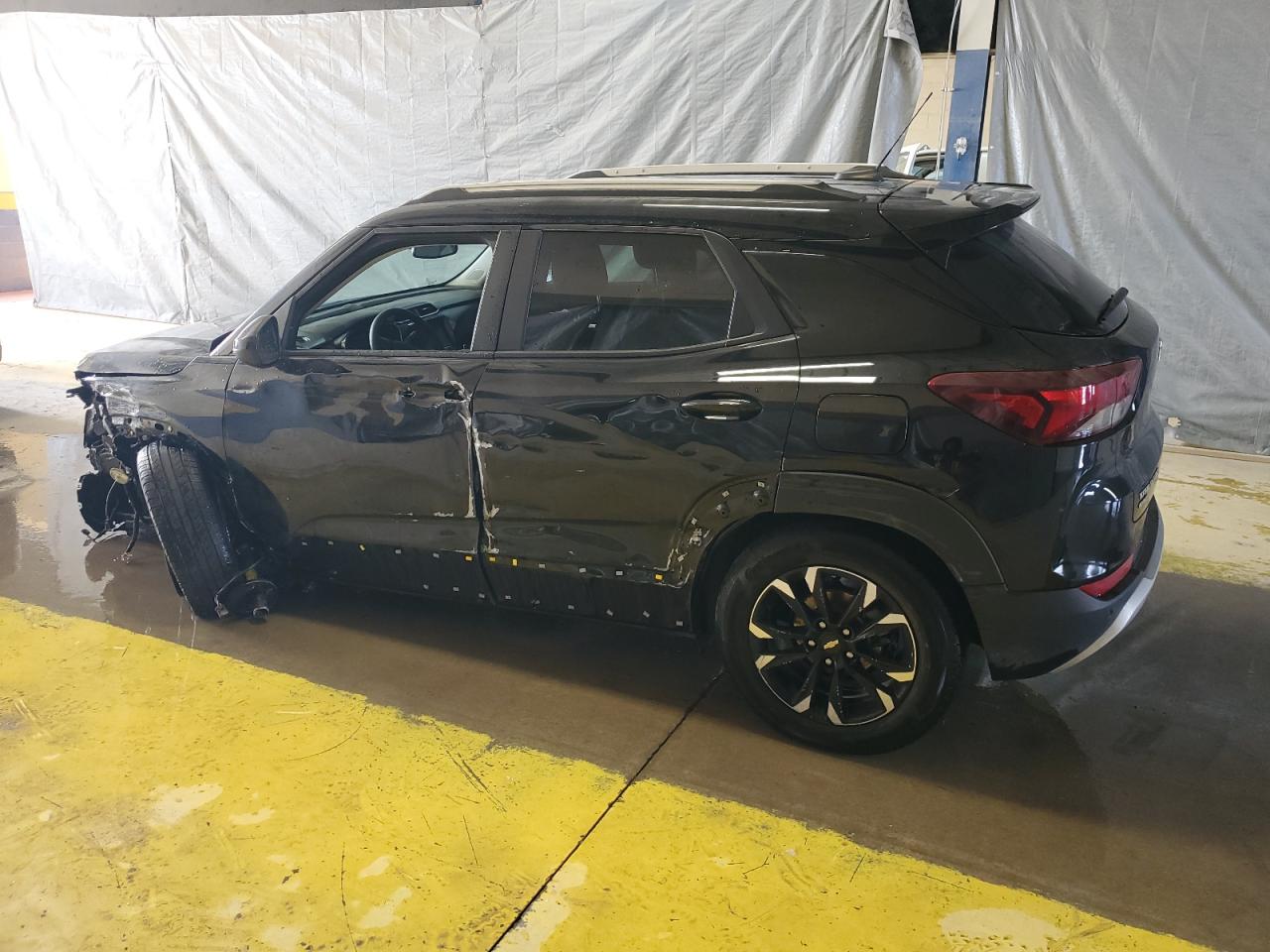 2022 Chevrolet TrailBlazer VIN KL79MRSL2NB138882 Copart auction photo, front end / undercarriage damage thumbnail 2