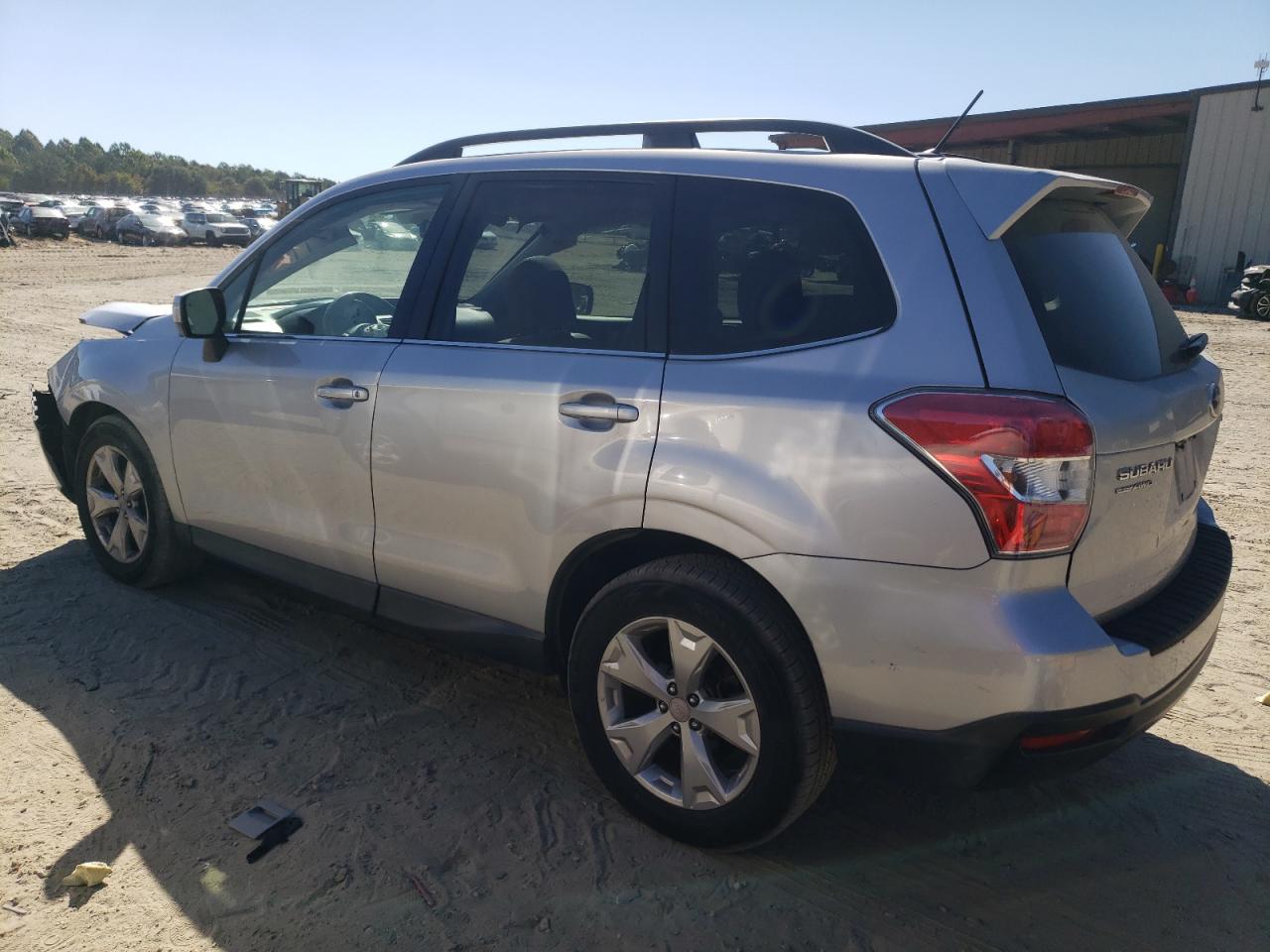 2015 Subaru Forester VIN JF2SJARC3FH418931 Copart auction photo, front end / minor dent/scratches damage thumbnail 2