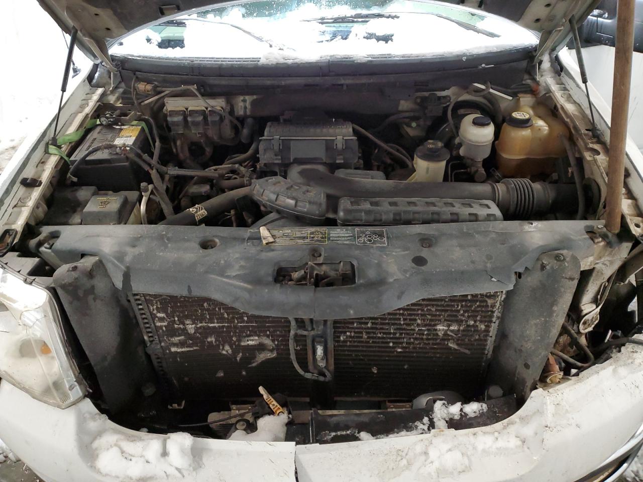 2004 Ford F-150 VIN 1FTPW12504KA51861 Copart auction photo, front end damage thumbnail 11