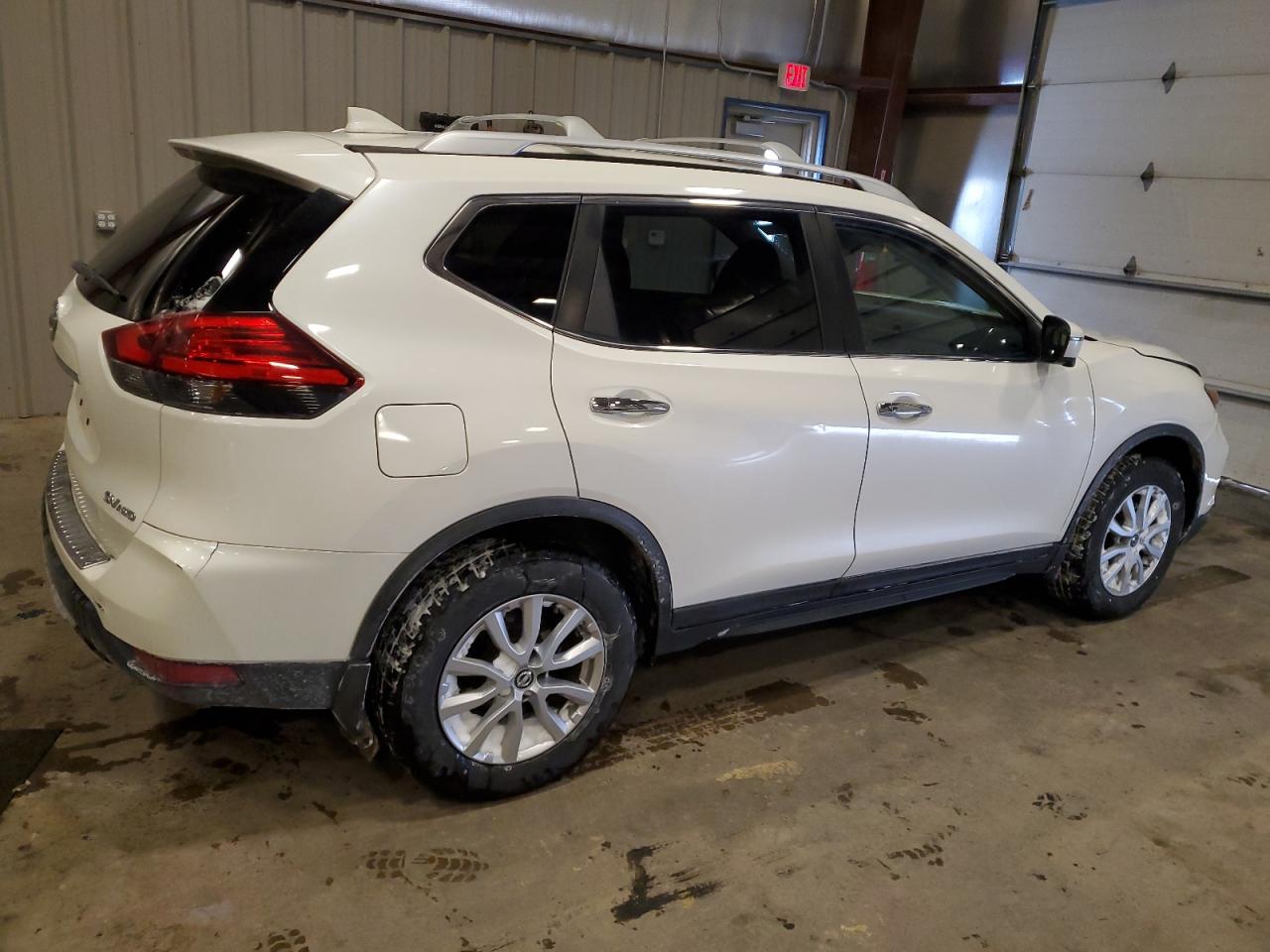 2017 Nissan Rogue VIN JN8AT2MV2HW266856 Copart auction photo, front end damage thumbnail 3