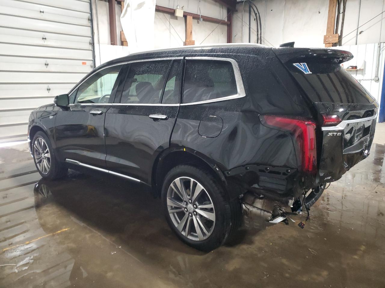 2022 Cadillac XT6 VIN 1GYKPFRS0NZ154930 Copart auction photo, rear end damage thumbnail 2