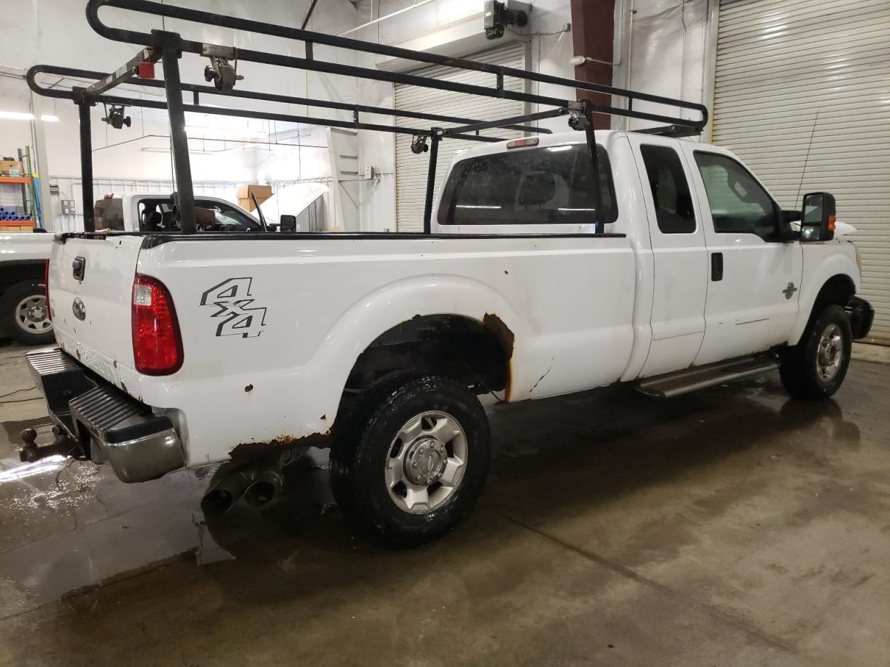 2011 Ford F350 VIN 1FT8X3BT3BEB31579 Copart auction photo, front end damage thumbnail 3