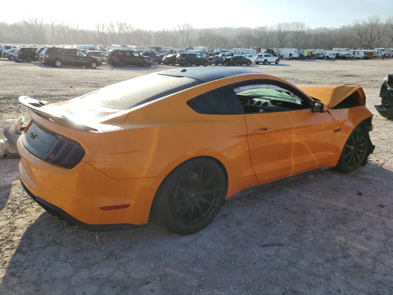2018 Ford Mustang VIN 1FA6P8CF9J5128915 Copart auction photo, front end damage thumbnail 3
