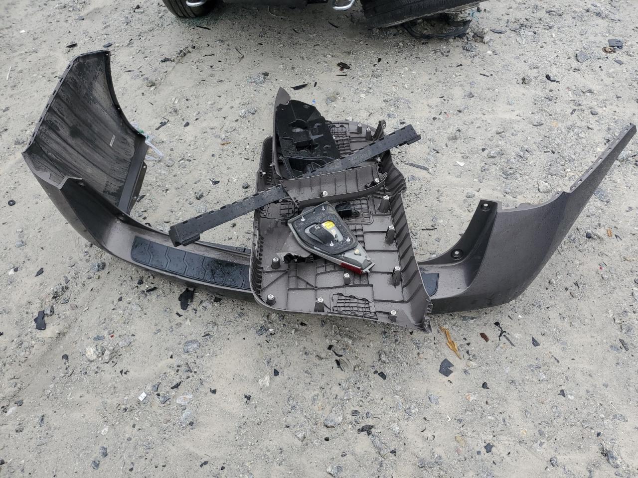 2015 Honda Odyssey VIN 5FNRL5H65FB083424 Copart auction photo, rear end damage thumbnail 13