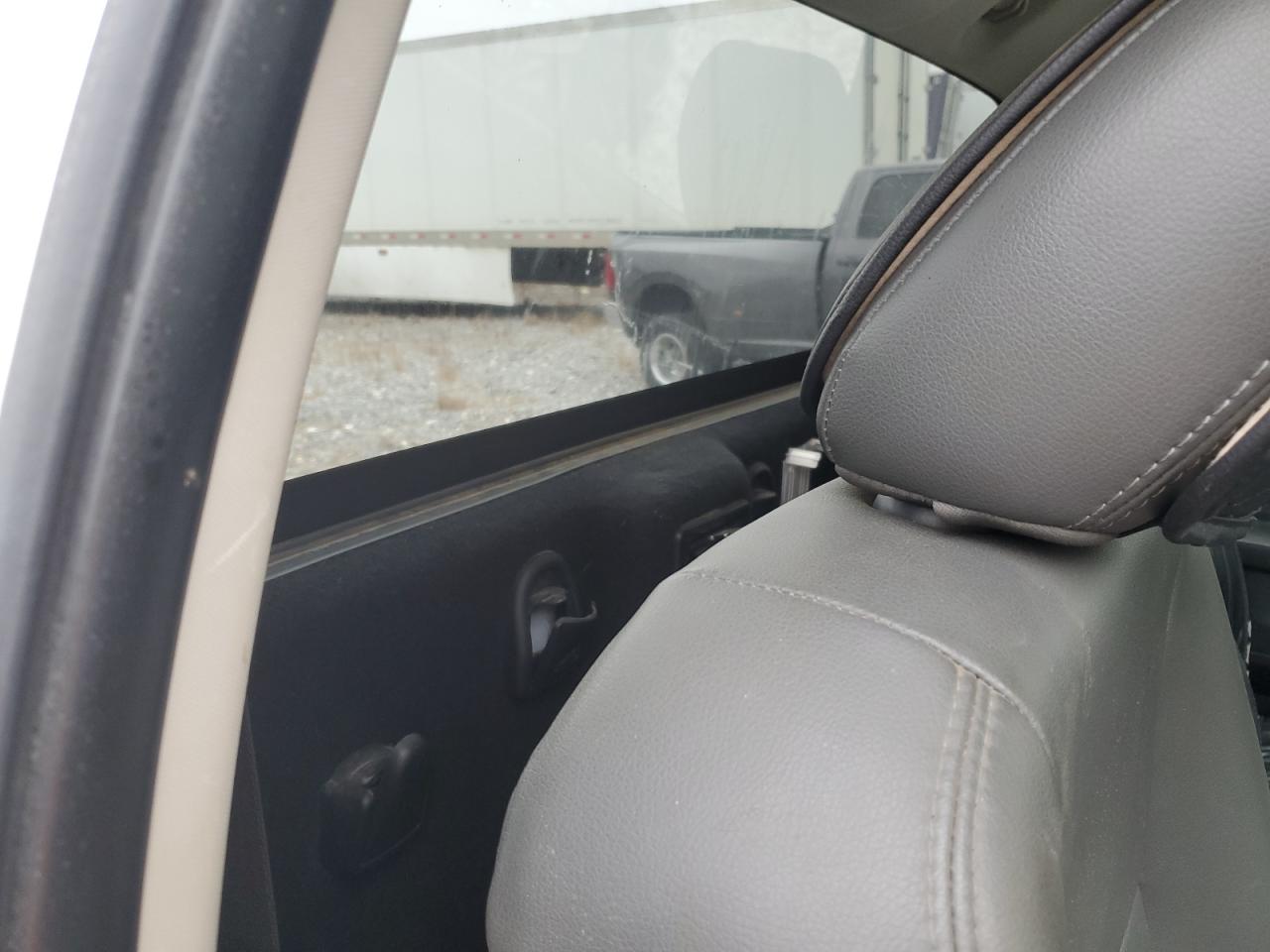 2014 RAM 5500 VIN 3C7WRNBL4EG107644 Copart auction photo, front end / rear end damage thumbnail 10