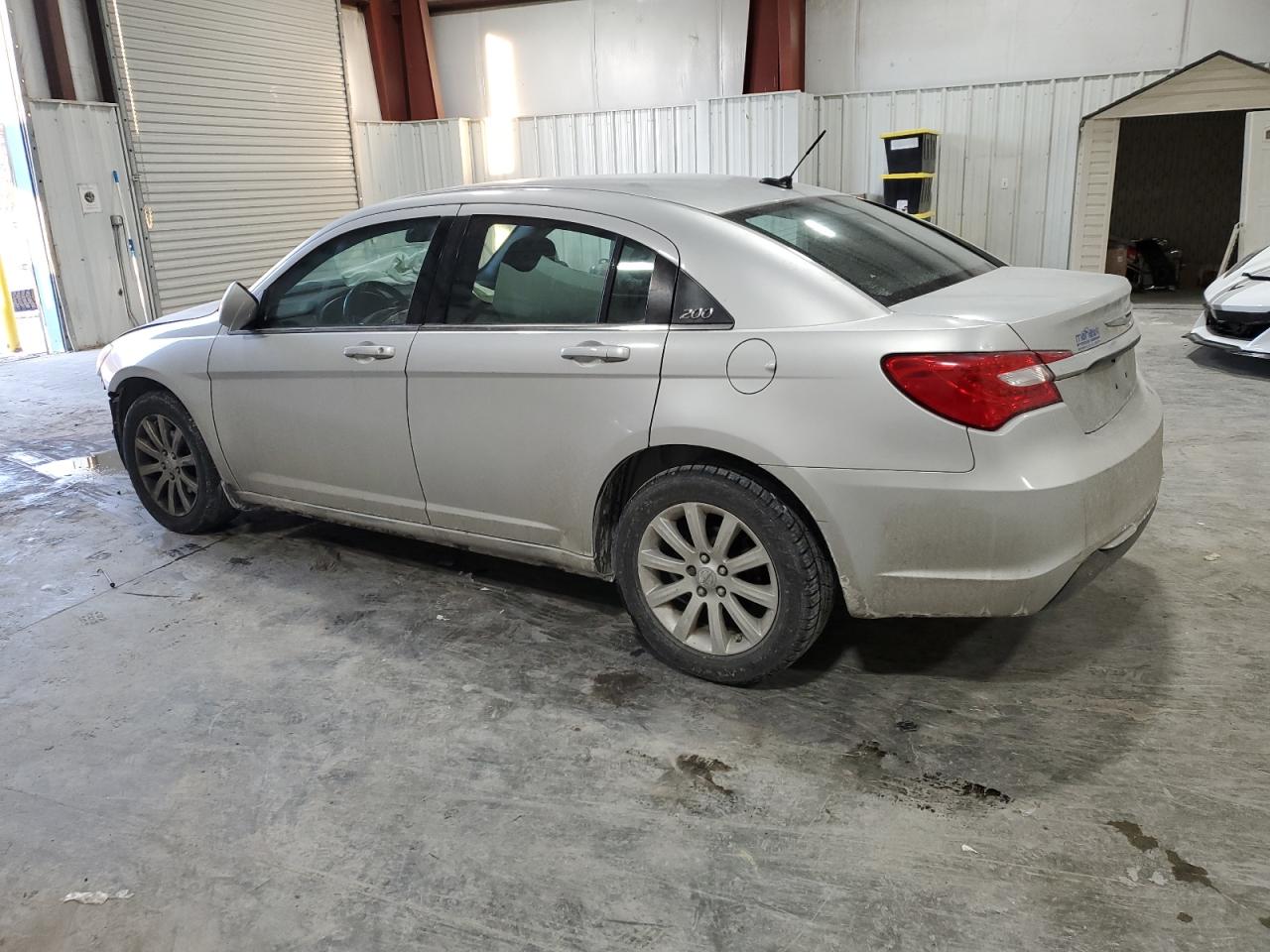 2012 Chrysler 200 VIN 1C3CCBBB5CN175600 Copart auction photo, front end / side damage thumbnail 2