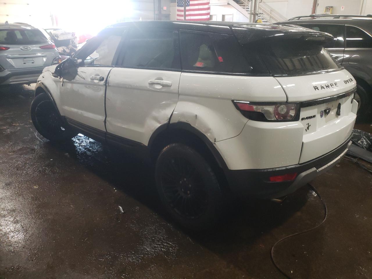 2013 Land Rover Range Rover VIN SALVV2BG3DH798538 Copart auction photo, rollover damage thumbnail 2